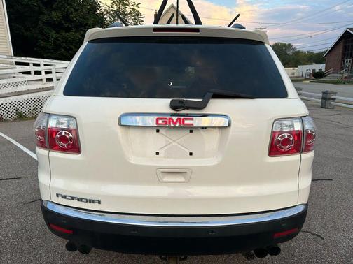 2011 GMC Acadia SLE