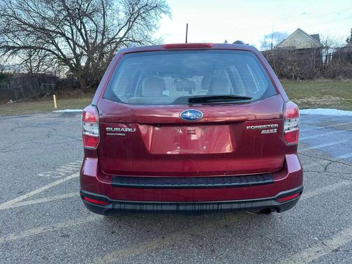 2015 Subaru Forester 2.5i