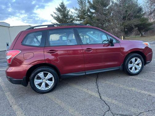 2015 Subaru Forester 2.5i