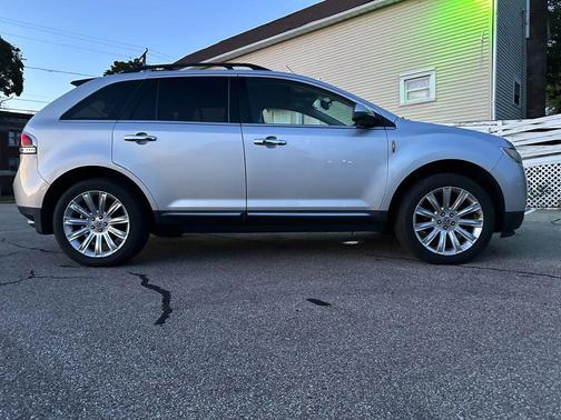 2011 Lincoln MKX Base