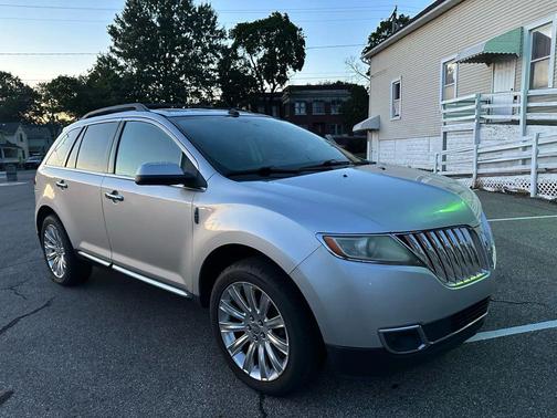 2011 Lincoln MKX Base