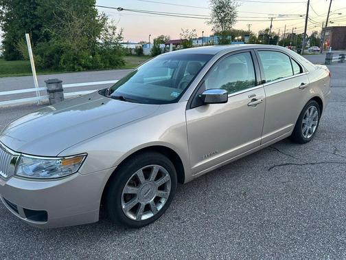 Gold 2006 Lincoln Zephyr Sedan 4D