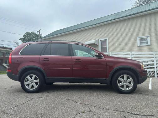 Red 2007 Volvo XC90 3.2