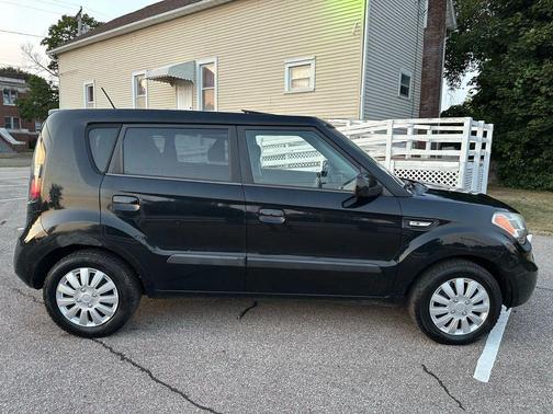 2010 Kia Soul +