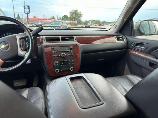 Gray 2012 Chevrolet Suburban 1500 LT