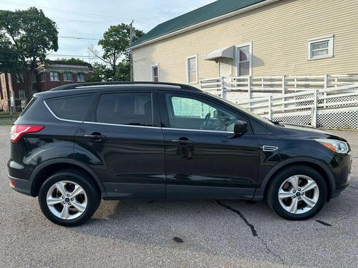 Black 2013 Ford Escape SE