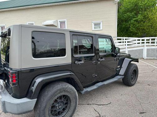 Black 2008 Jeep Wrangler Unlimited Sahara