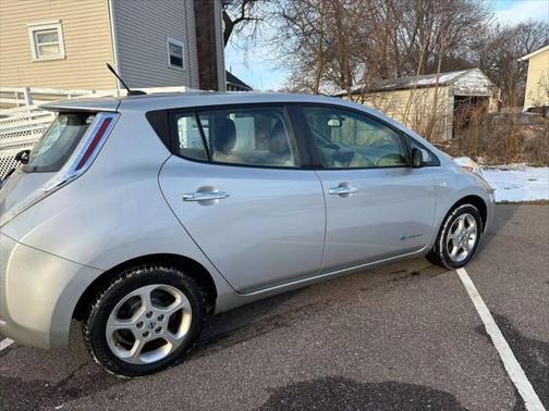 2012 Nissan Leaf SL