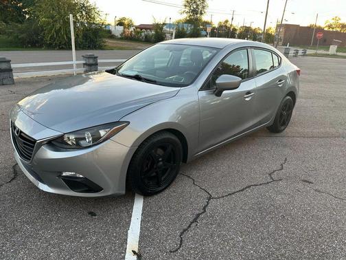 2015 Mazda Mazda3 i Sport