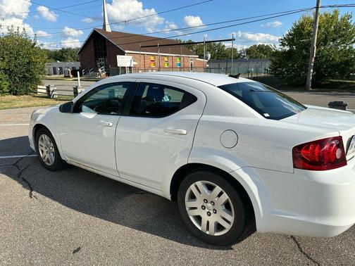 2013 Dodge Avenger SE