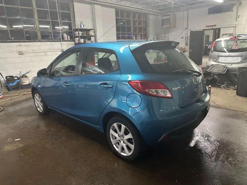 2011 Mazda Mazda2 Touring