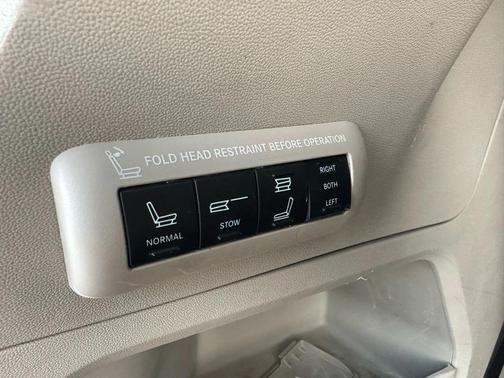 2014 Chrysler Town & Country Touring-L