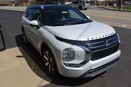 2025 Mitsubishi Outlander SEL