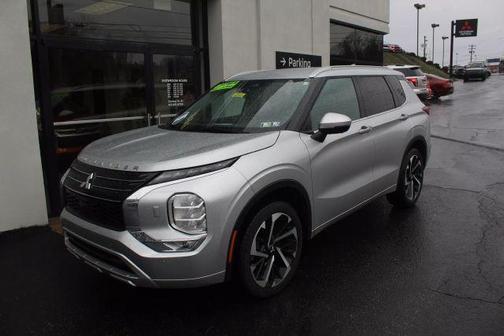 2024 Mitsubishi Outlander SEL