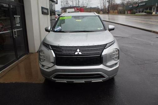 2024 Mitsubishi Outlander SEL