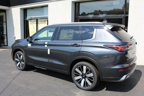 2025 Mitsubishi Outlander SEL