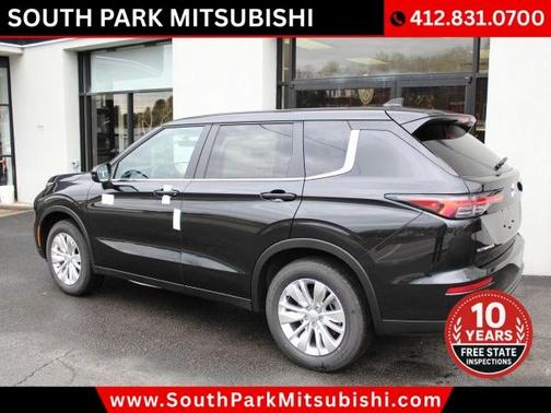 2026 Mitsubishi Outlander ES