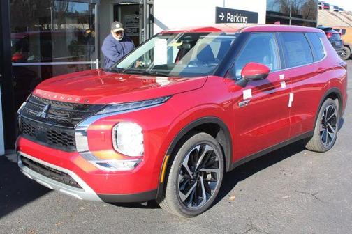 2025 Mitsubishi Outlander PHEV SE