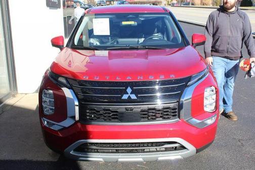 2025 Mitsubishi Outlander PHEV SE