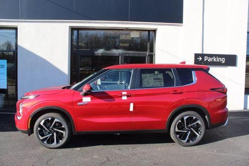 2025 Mitsubishi Outlander PHEV SE