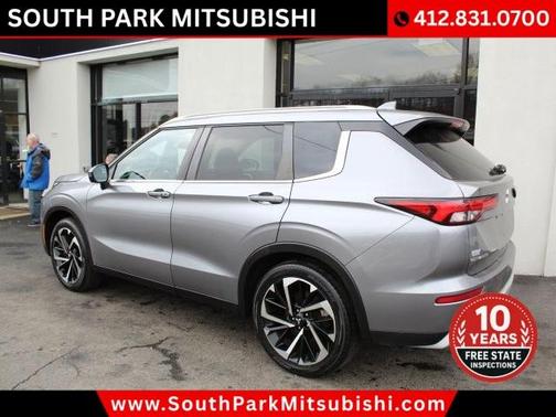 2022 Mitsubishi Outlander SE