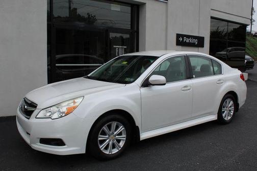 2011 Subaru Legacy 2.5i Premium