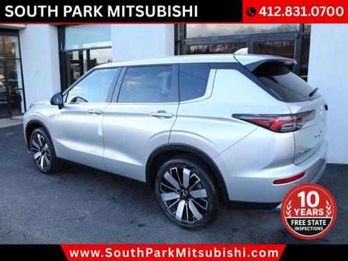 2026 Mitsubishi Outlander SE