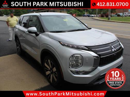 2025 Mitsubishi Outlander SE