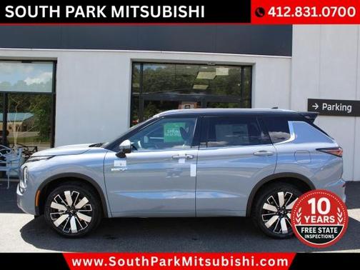 Gray 2026 Mitsubishi Outlander SEL