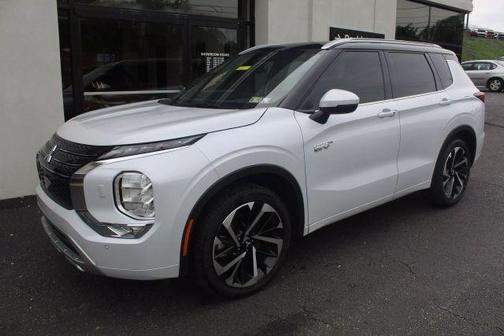 2023 Mitsubishi Outlander PHEV SEL