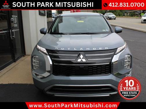 2025 Mitsubishi Outlander SE