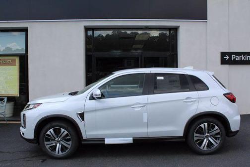 2025 Mitsubishi Outlander Sport SE