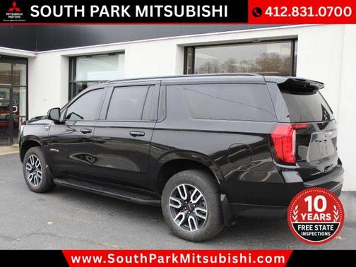 2023 GMC Yukon XL AT4