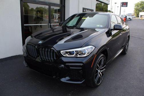 2022 BMW X6 M50i