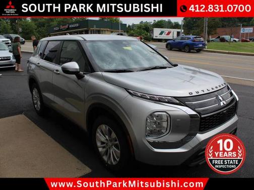2025 Mitsubishi Outlander ES