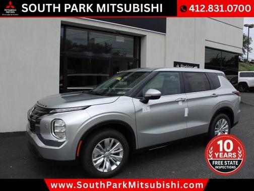2025 Mitsubishi Outlander ES