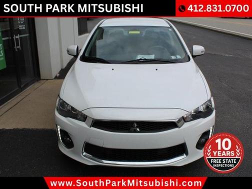 White 2016 Mitsubishi Lancer ES