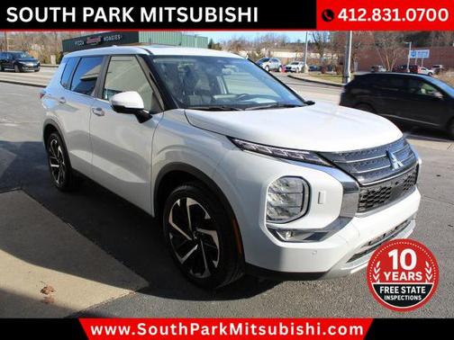 2023 Mitsubishi Outlander SE