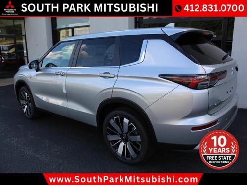 2025 Mitsubishi Outlander SE