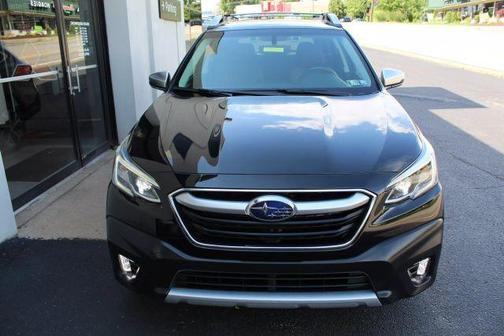 2022 Subaru Outback Touring XT