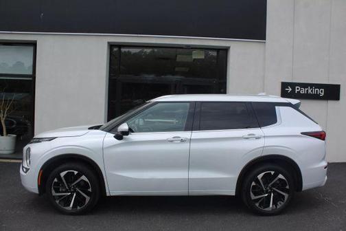 2022 Mitsubishi Outlander SEL Special Edition
