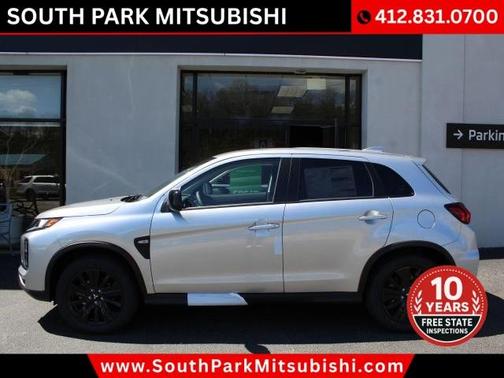 Silver 2027 Mitsubishi Outlander LE