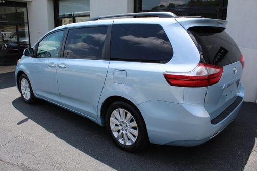2015 Toyota Sienna XLE