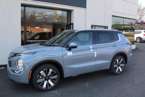 2025 Mitsubishi Outlander SEL