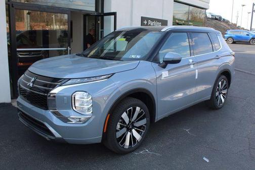 2025 Mitsubishi Outlander SEL
