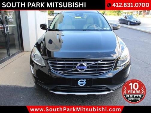 Black 2017 Volvo XC60 T6 Inscription