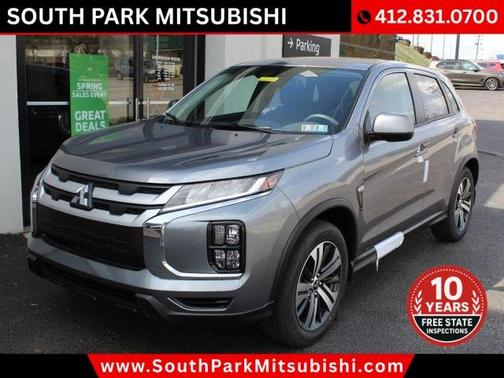Gray 2027 Mitsubishi Outlander ES