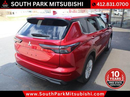 2025 Mitsubishi Outlander ES