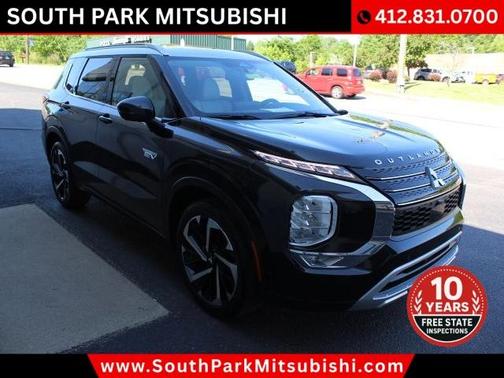 Black 2025 Mitsubishi Outlander PHEV SEL