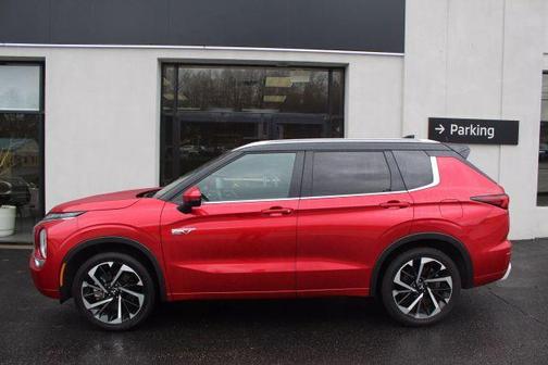 2024 Mitsubishi Outlander PHEV SEL